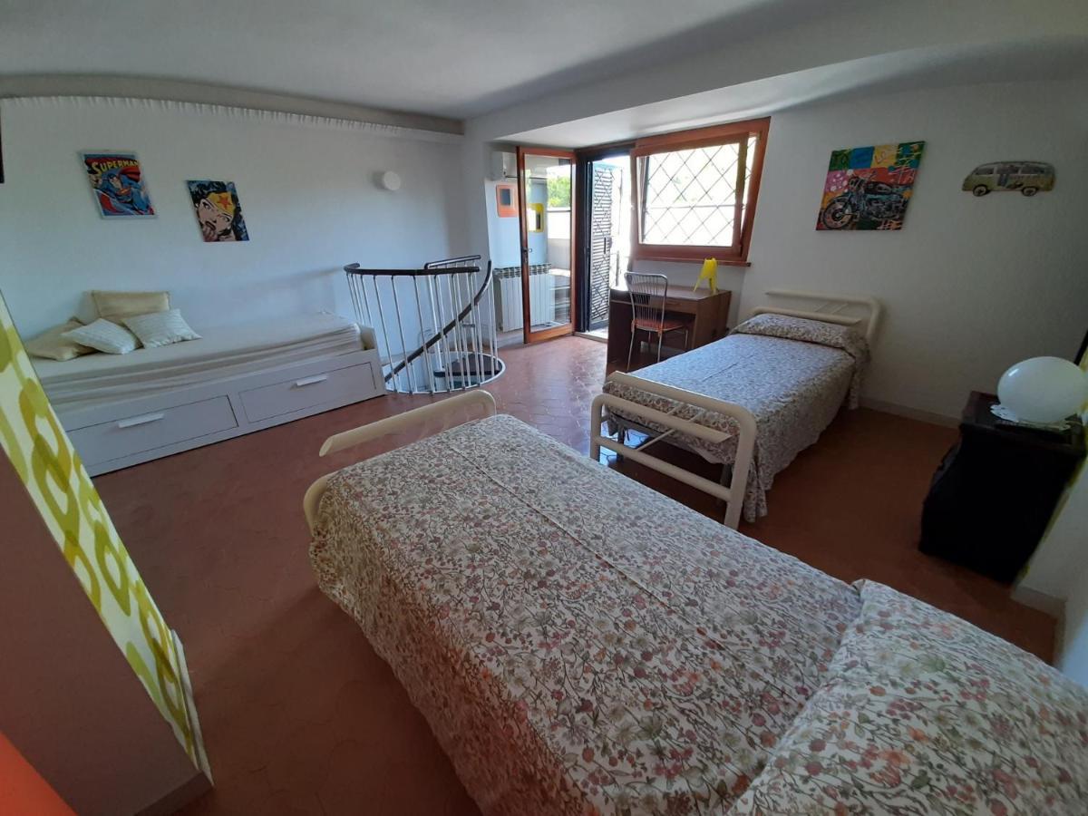 Appartamento Genziana - Con Vista Piscina E Garage Sirmione Eksteriør bilde